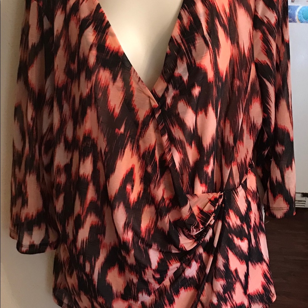 Jennifer Lopez blouse